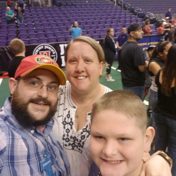 Meet your Posher, Jessica - Picture 1 of 1